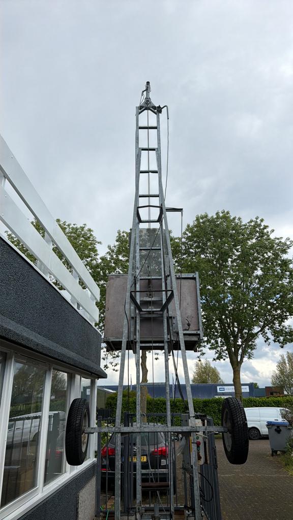 Bouw Lift 220W, Doe-het-zelf en Verbouw, Bouwliften, Ophalen of Verzenden