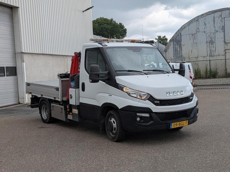 Bedrijfsauto met laadkraan en kipperbak, Iveco, 50C17, 2015, Auto's, Automaat, Euro 5, Achterwielaandrijving, 4 cilinders