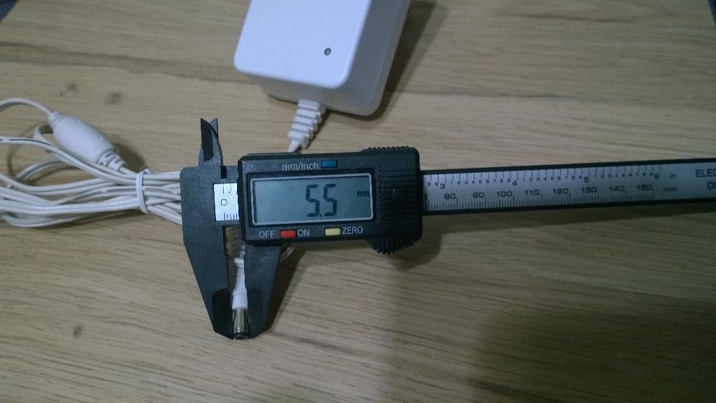 Adapter 220V naar 12V 2.5A ShenZhen, Ophalen, Gebruikt