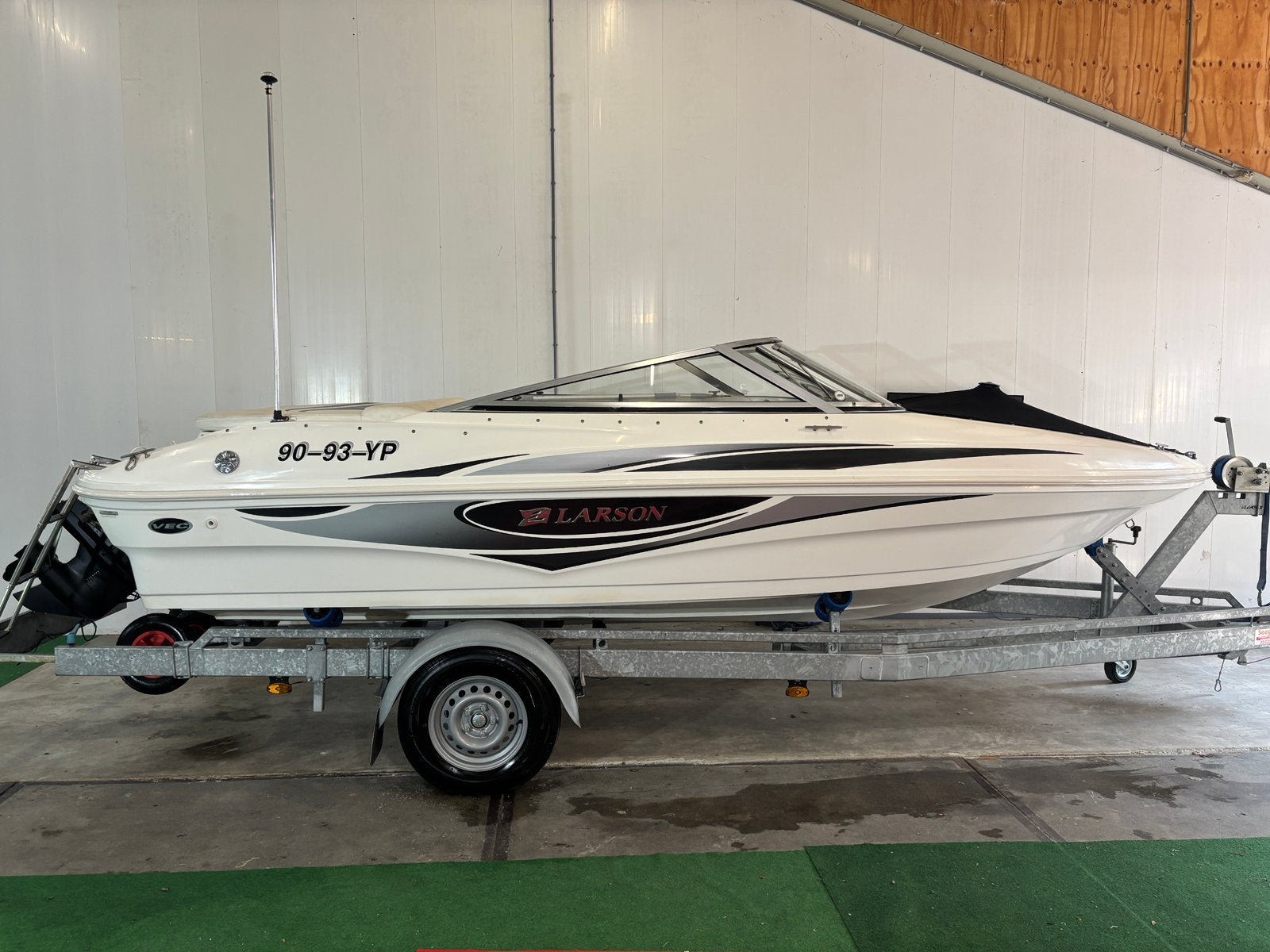 Larson 180 met 135pk 3.0L Mercruiser, Ophalen, Larson, Kunststof, Gebruikt