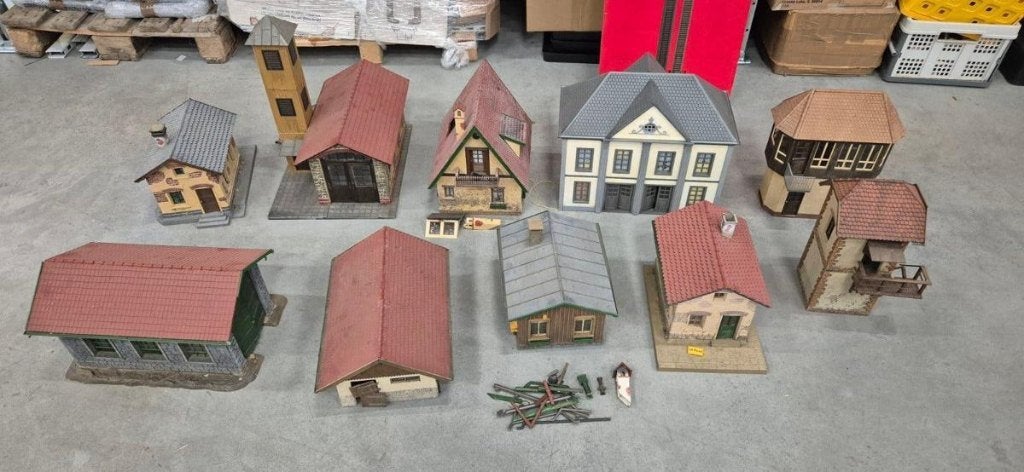 10 Piko Pola spoor G gebouwen voor tuin, Hobby en Vrije tijd, Modeltreinen | N-Spoor, Overige merken, Locomotief, Gelijkstroom of Wisselstroom