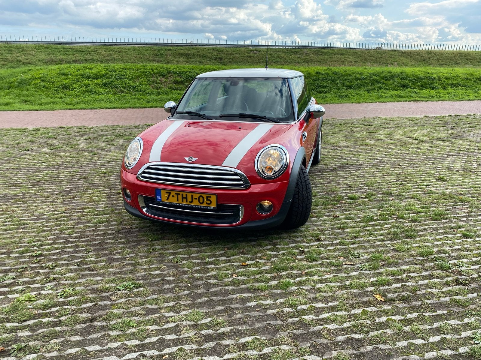 Mini 1.6 Cooper Chili Final edition, Voorwielaandrijving, 4 cilinders, 4 stoelen, Origineel Nederlands