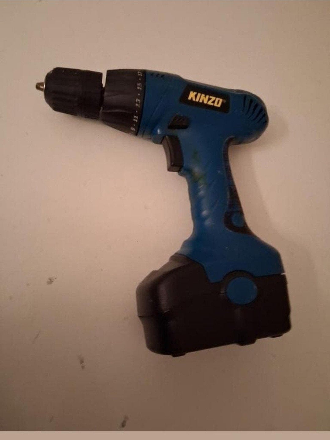 Te koop, Schroef boormachines. Hier alleen oplader mis., Doe-het-zelf en Verbouw, Gereedschap | Boormachines, Ophalen, Boor- en Schroefmachine
