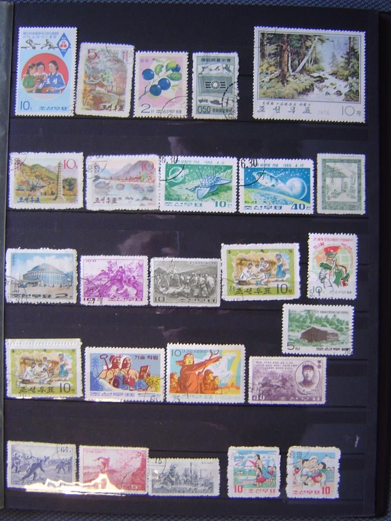 Noord Korea 25 postzegels, Ophalen of Verzenden, Oost-Azië