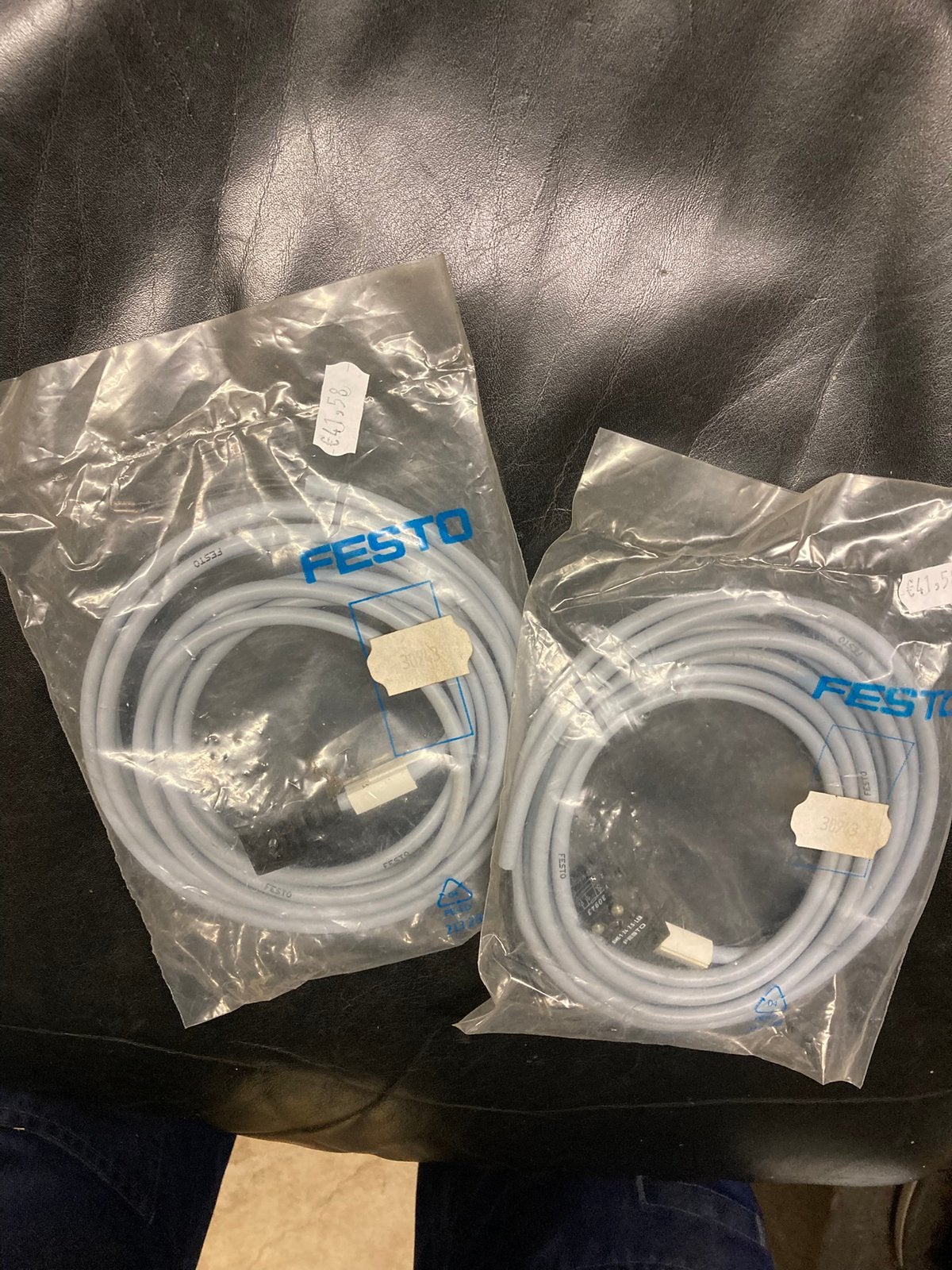 Festo KME-1-24DC-2,5-Led 30943 Connector met kabel, Ophalen of Verzenden, Zo goed als nieuw