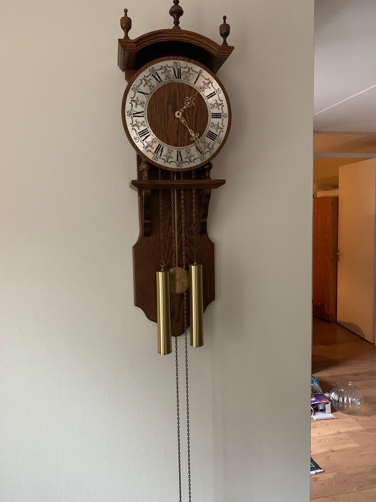 Vintage wandklok met slinger en gewichten, Ophalen