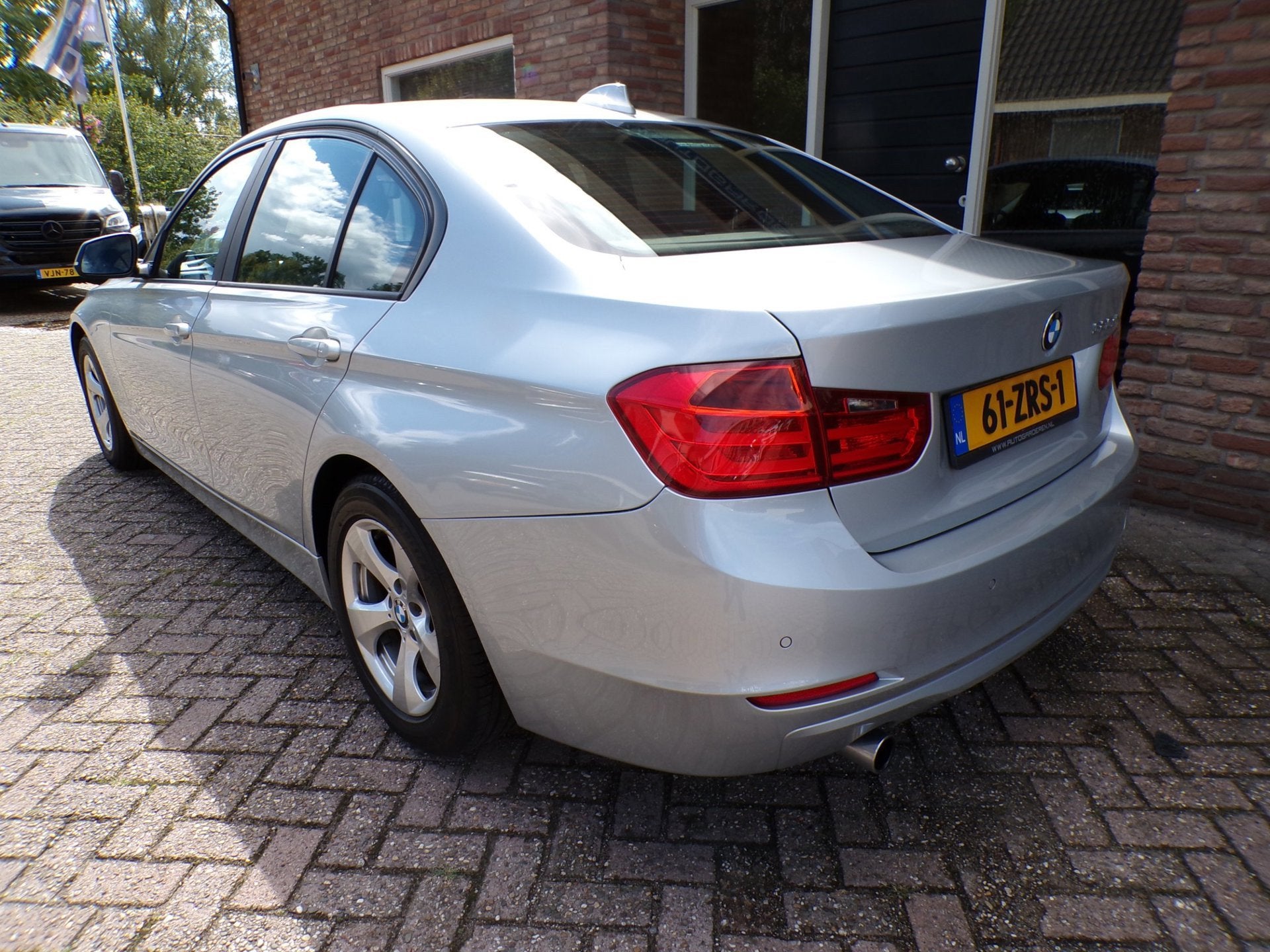 BMW 3-serie 320d EfficientDynamics Edition High Executive, Automaat, Euro 5, Zwart, 4 cilinders
