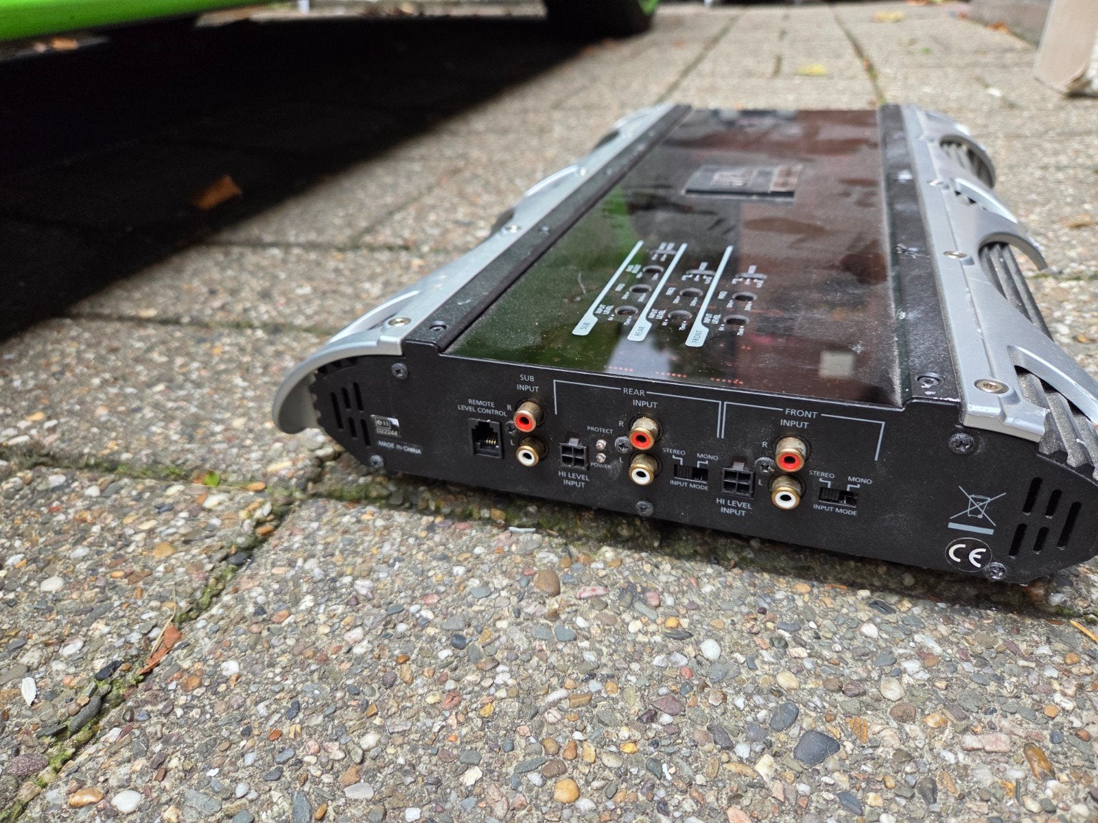 Foto 3 van JBL Grand Touring Versterker - Gebruikt