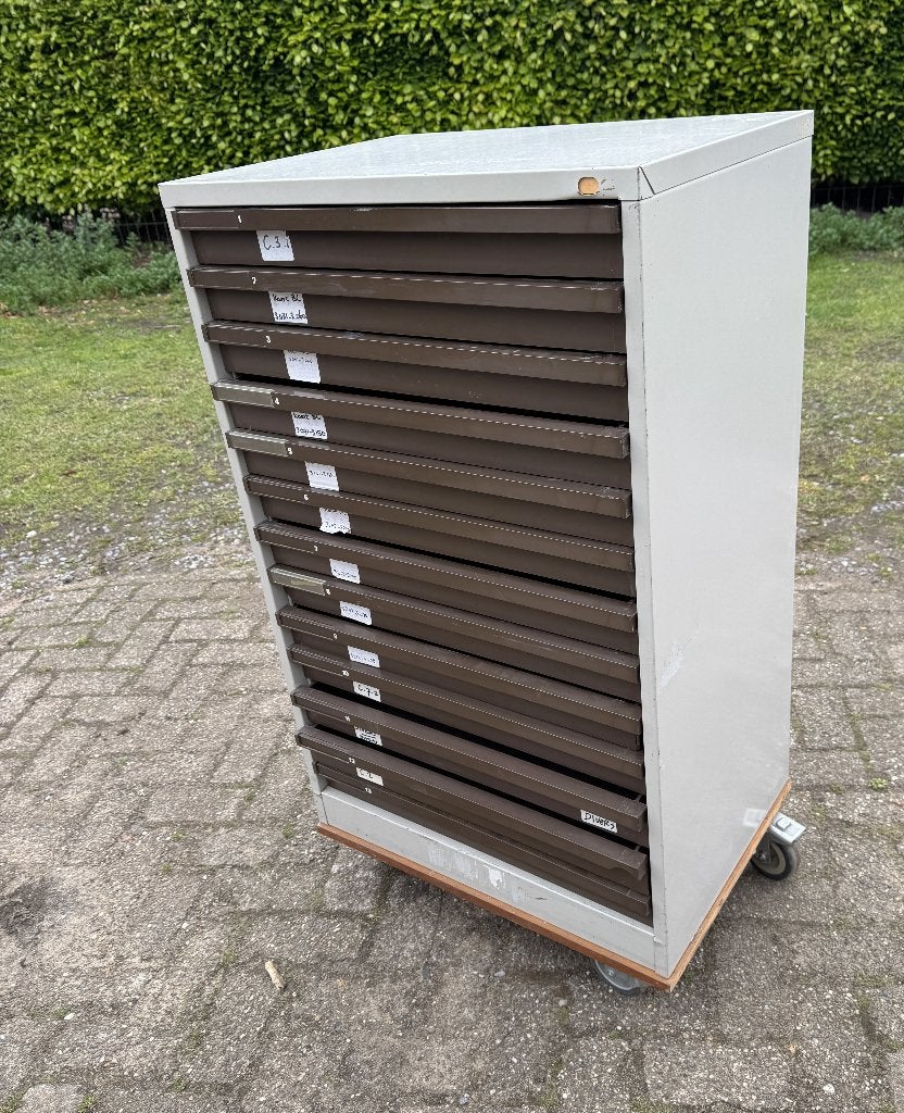 Ladenkast hoog 113cm x B64 x D45 met 13 laden. Op wielen., Ophalen, Gebruikt, 5 laden of meer, 100 tot 150 cm