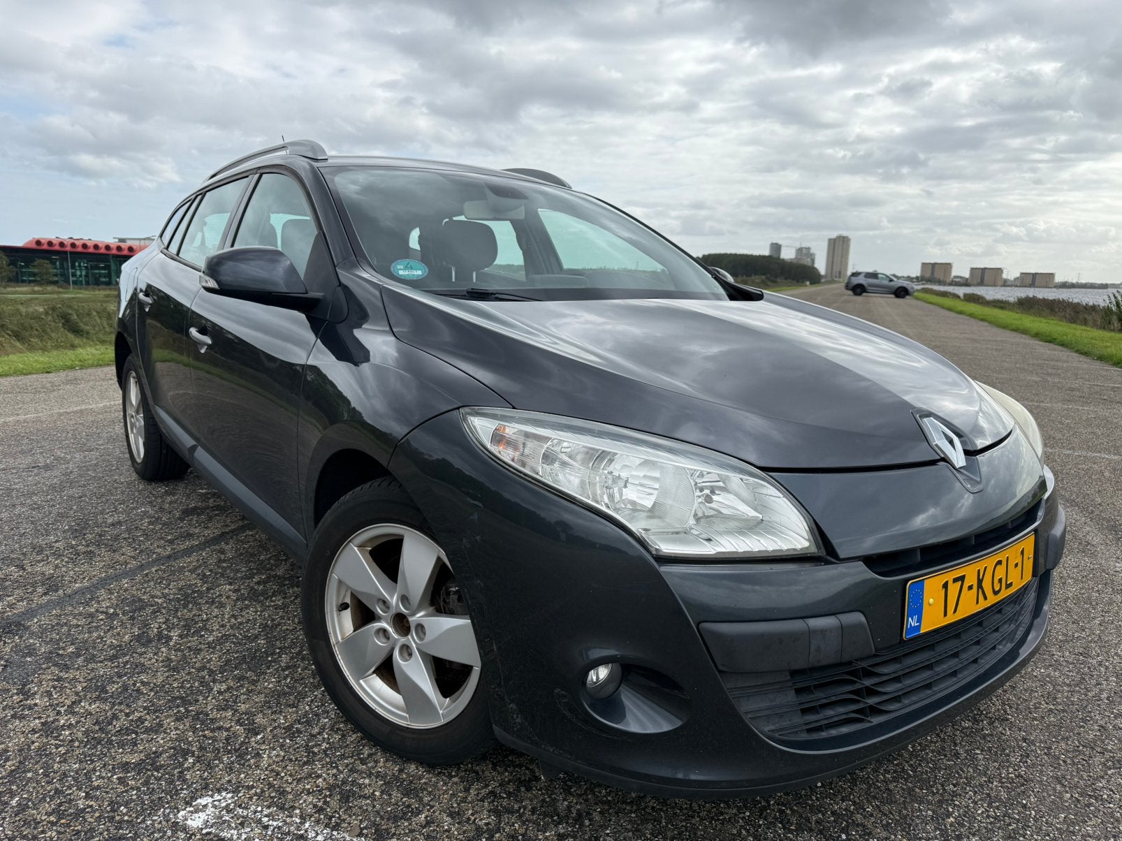 Renault Mégane Estate 2.0-16V AUTOMAAT/TREKHAAK/AIRCO/NAP, Auto's, Stof, Grijs, Euro 4, 1310 kg