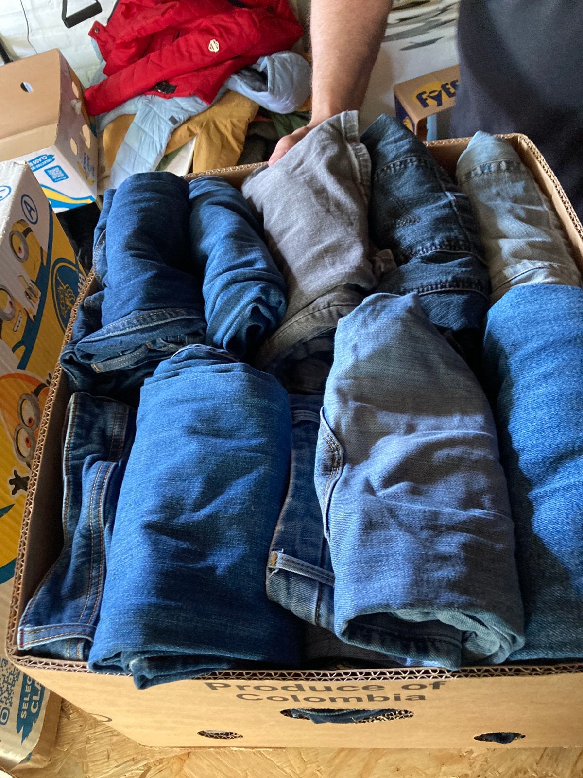 Partijtje jeans/spijkerbroeken mix m/v, Ophalen
