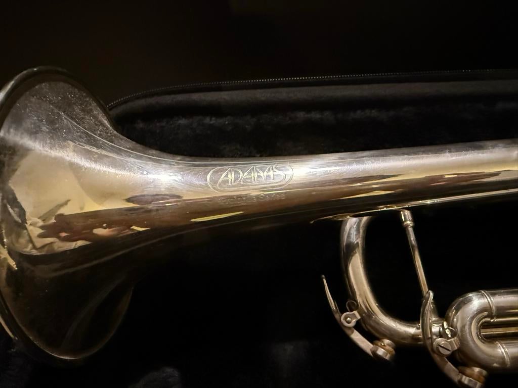 Adams Prologue Trompet met koffer, Muziek en Instrumenten, Blaasinstrumenten | Trompetten, Ophalen of Verzenden, Gebruikt, Bes-trompet
