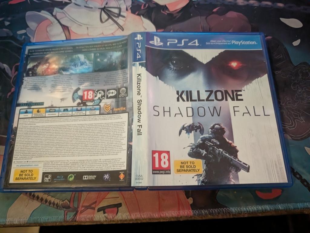 Killzone Shadow Fall PS4 - Zo goed als nieuw, Spelcomputers en Games, Games | Sony PlayStation 4, Online, Vanaf 18 jaar, Shooter
