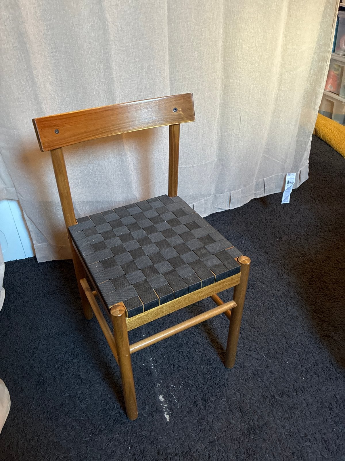 IKEA stoelen:kinderstoel en normale stoel gratis af te halen, Ophalen, Gebruikt, Twee, Overige kleuren