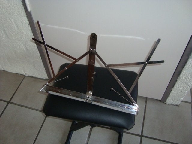Gebruikt: Muziekbladstandaard voor op tafel, 20220008, MTE, Ophalen of Verzenden, Mteurope@outlook.com, Muziekstandaard