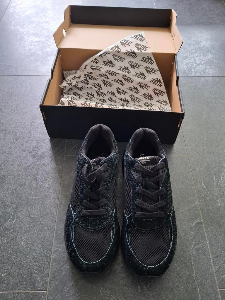 HI-TEC (nieuw!)maat 46 Shadow RGS Fluffy black suède, Kleding | Heren, Schoenen, Ophalen of Verzenden, Nieuw, Zwart