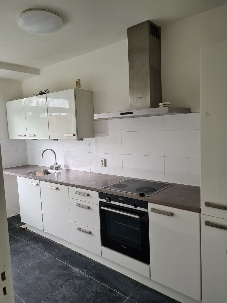 Moderne keuken met Siemens apparatuur - zelf demonteren, Ophalen, Gebruikt, Wit, Enkelwandige keuken