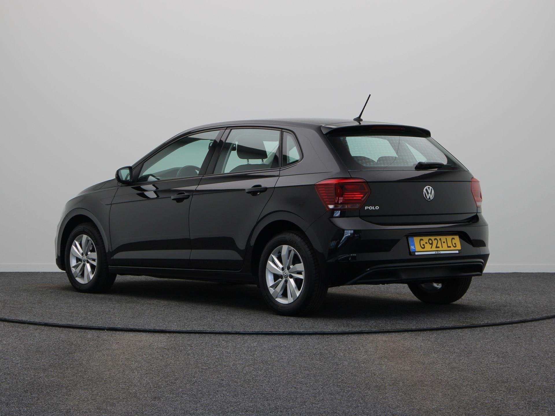 Volkswagen Polo 1.0 TSI 95pk Beats | Cruise control | Lichts, Voorwielaandrijving, Stof, Zwart, Bedrijf