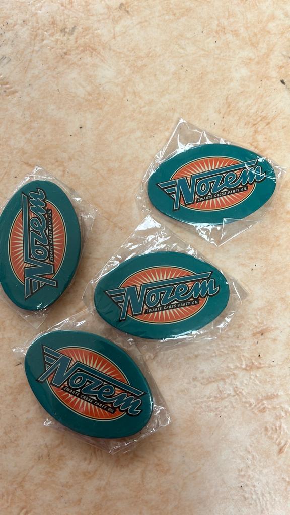 Nozem buttons Zwarte Cross, Ophalen of Verzenden, Nieuw, Overige onderwerpen, Button
