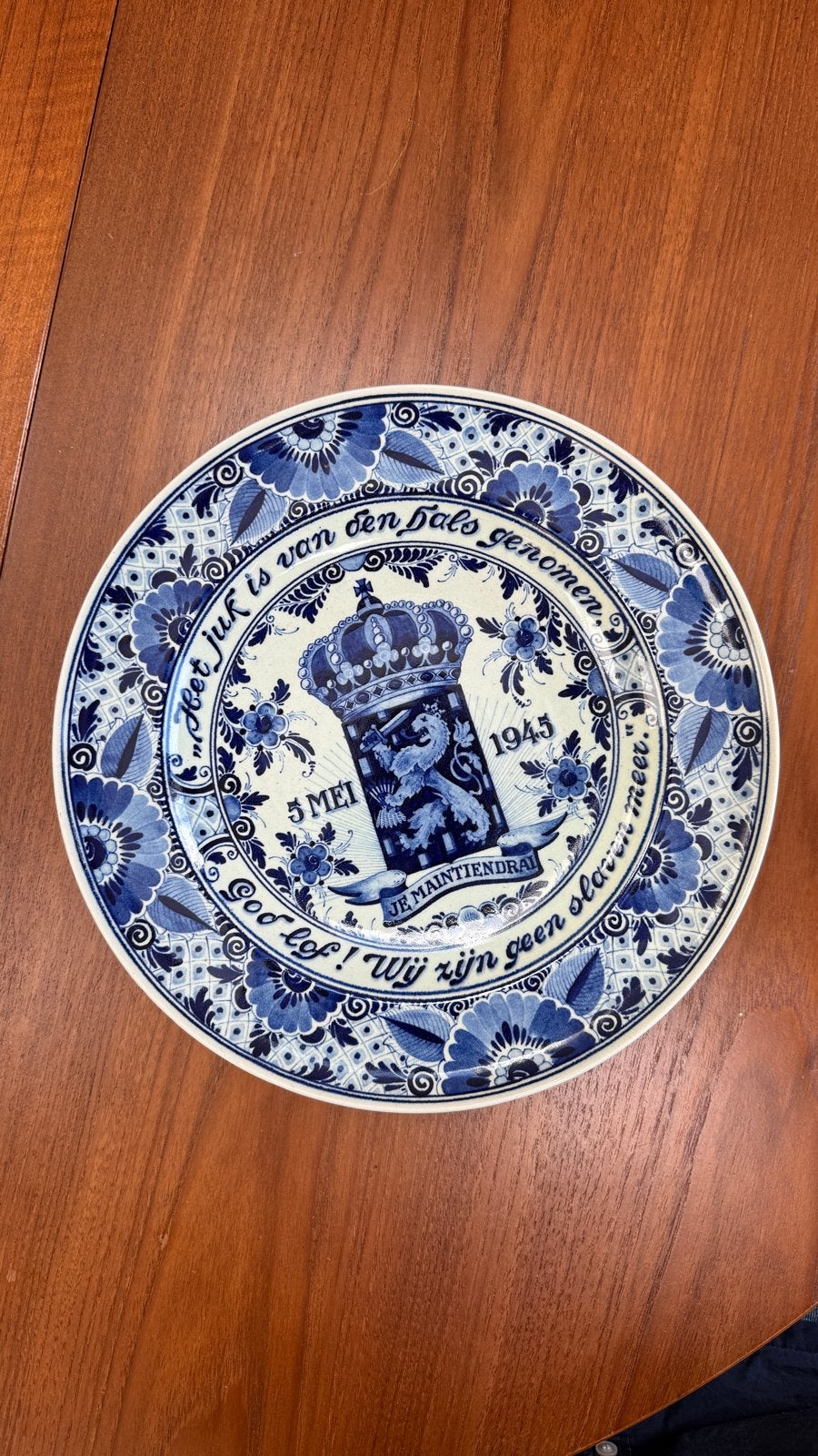 Delfts Blauw Bevrijdingsbord 1945 - Regina Gouda, Ophalen of Verzenden