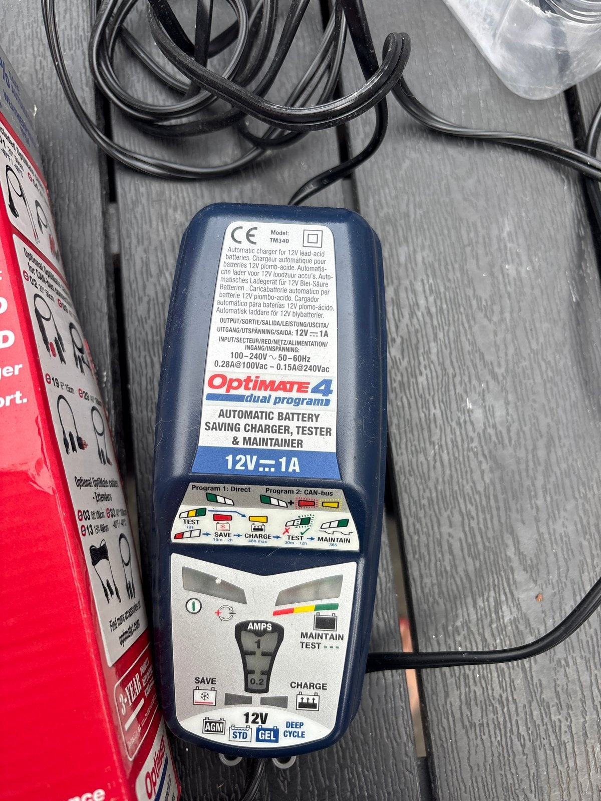 Optimate 4 Dual Program Acculader & Onderhouder 12V 1A, Ophalen, Gebruikt, Universele onderdelen