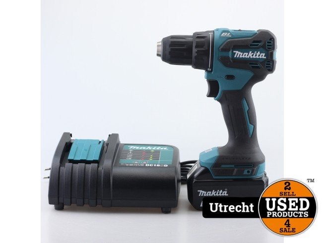 Makita DFF490 Schroef/boormachine Accu + Lader Nieuwstaat