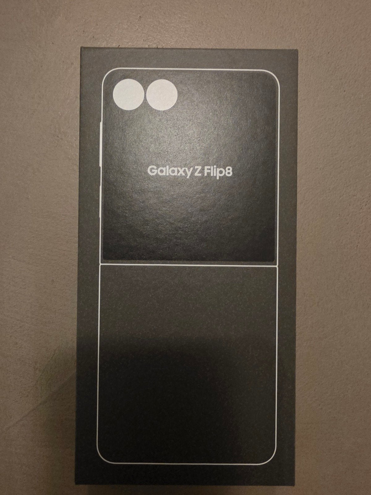 Samsung Galaxy Z Flip 8 Graphite 12GB/256GB Nieuw Geseald, Telecommunicatie, Mobiele telefoons | Overige merken, Ophalen, Nieuw