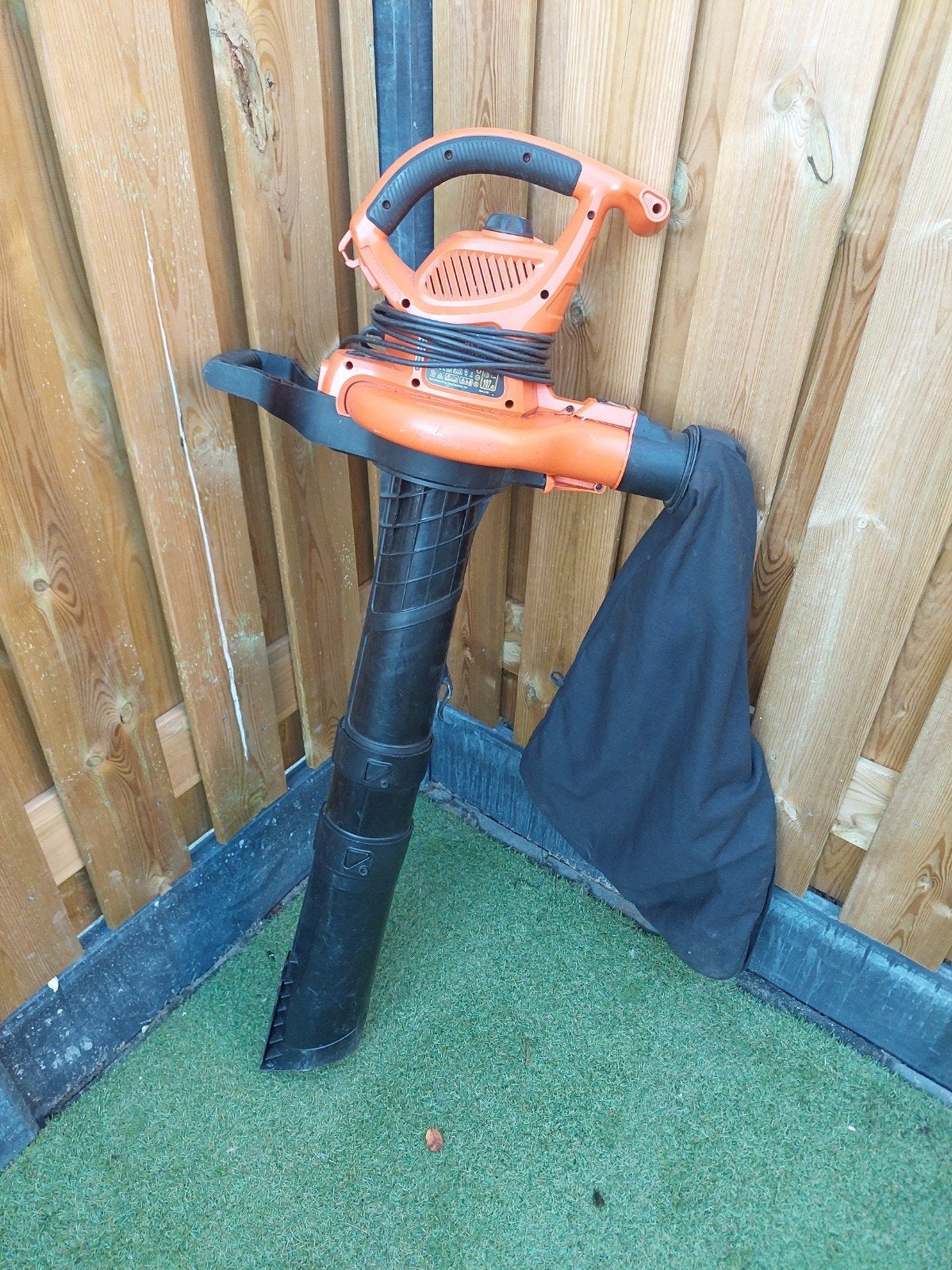 Black+Decker Bladblazer/Bladzuiger 3000 Watt, Ophalen, Gebruikt, Met opvangzak, Elektrisch