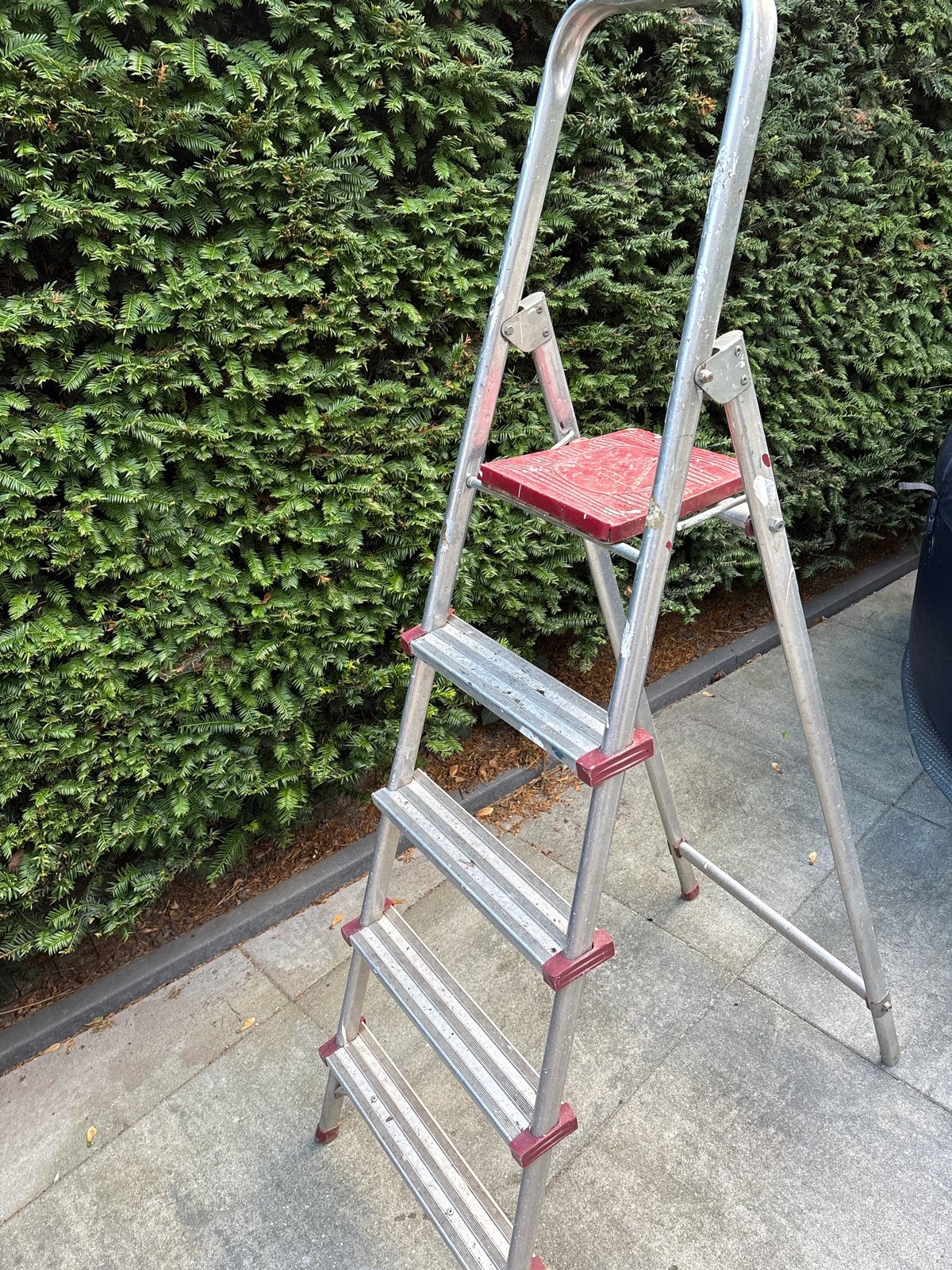 Gebruikte aluminium trap met 3 treden en plateau, Ophalen, Gebruikt, Trap, Opvouwbaar of Inschuifbaar