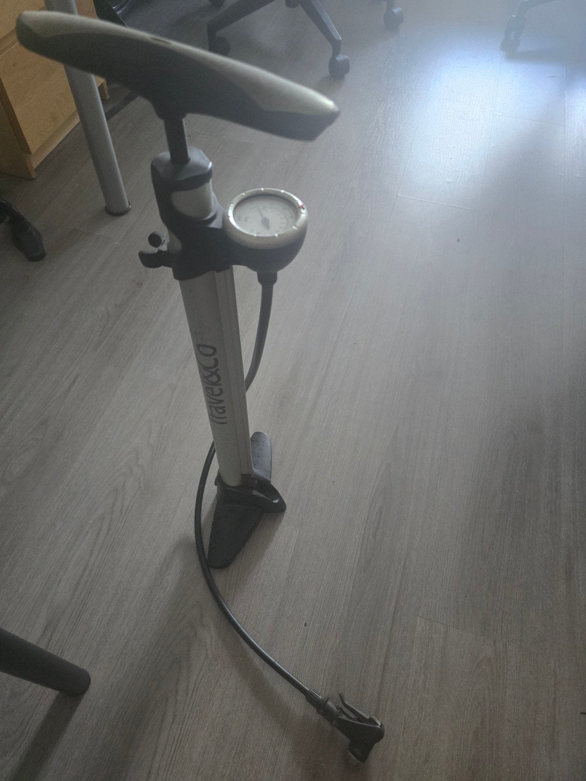 fietspomp / bike hand pump with pressure gauge, Ophalen