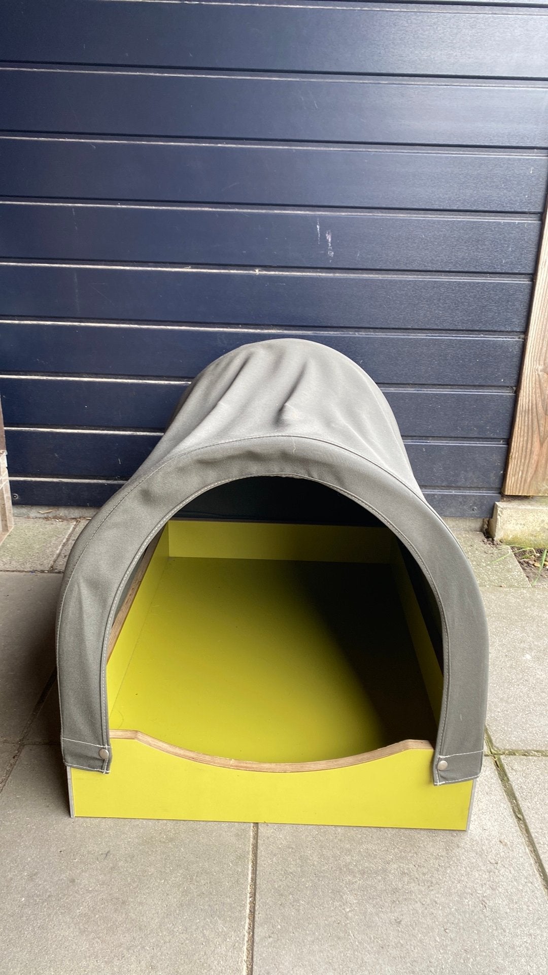 Houten hondenbak met waterdicht afneembaar dak, Dieren en Toebehoren, Ophalen, Zo goed als nieuw, Overige