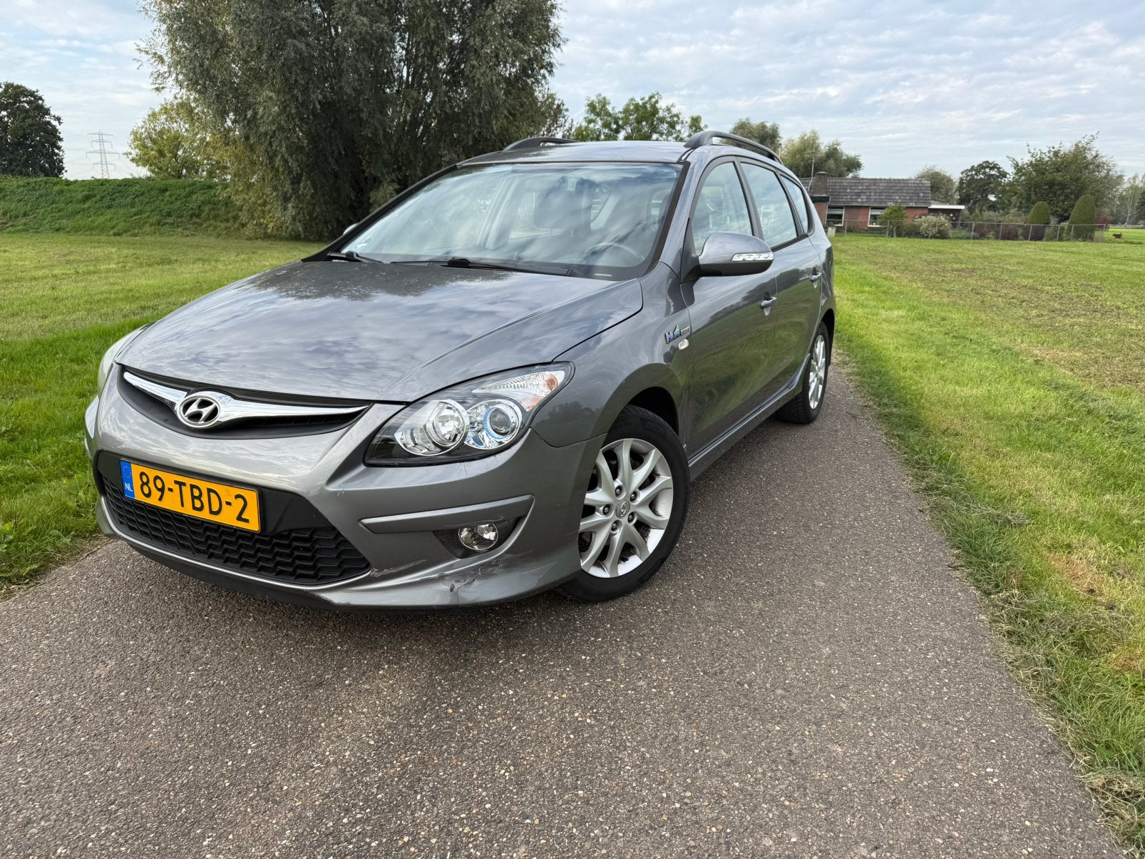 Hyundai i30 1.4 I Cvvt Crosswagon 2012 Grijs nw apk, Voorwielaandrijving, 4 cilinders, 1396 cc, Origineel Nederlands