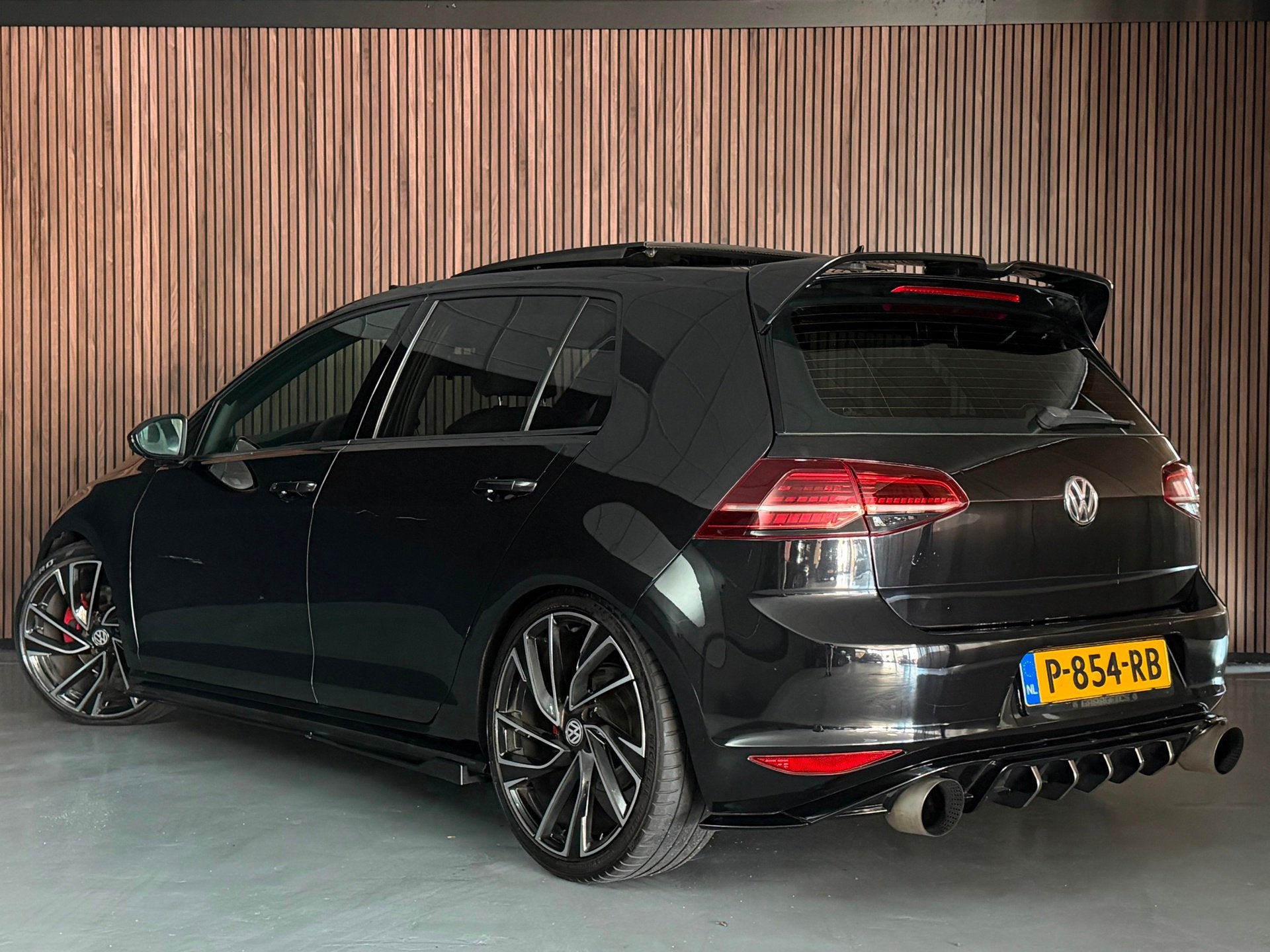 Volkswagen Golf 2.0 TSI GTI Performance 400+ PK/DOWNPIPE/PAN, Auto's, Automatische klimaatregeling, Gebruikt, 4 cilinders, 1984 cc