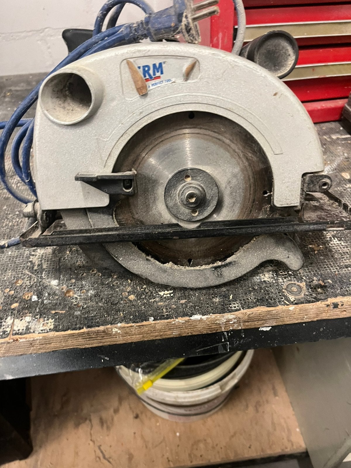 Ferm cirkelzaag (moet weg), Cirkelzaag, Ophalen of Verzenden, Zo goed als nieuw, 30 tot 70 mm