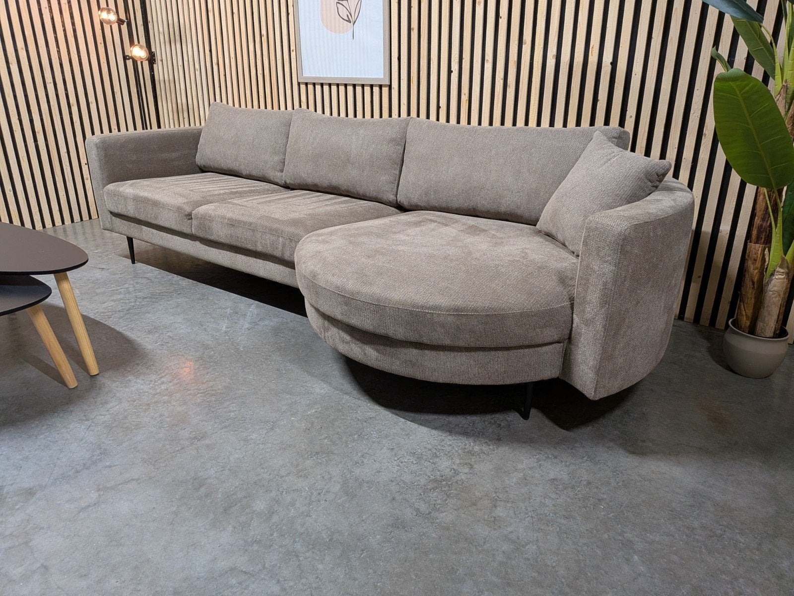 Foto 10 van Nous Living 'Narbonne' Hoekbank / Bruin - Gratis Bezorging