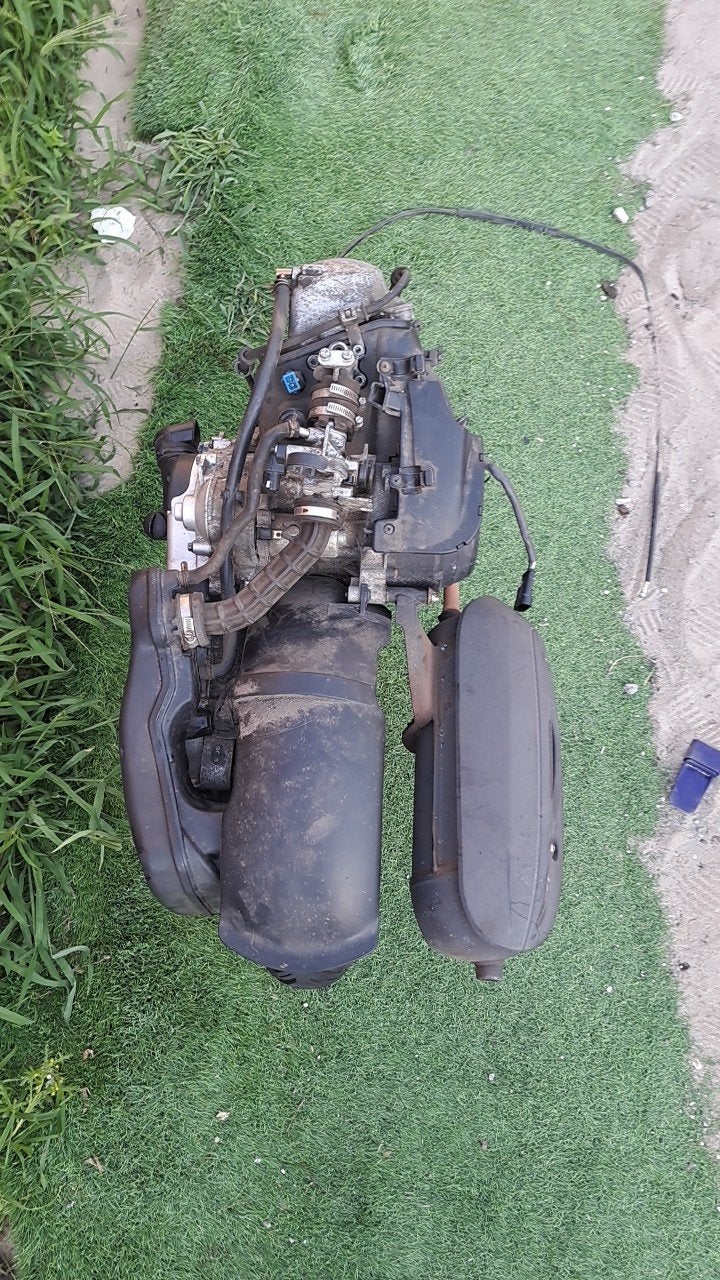 Piaggio Zip 50cc 4T motorblok, Ophalen, Zo goed als nieuw, Blok, Piaggio