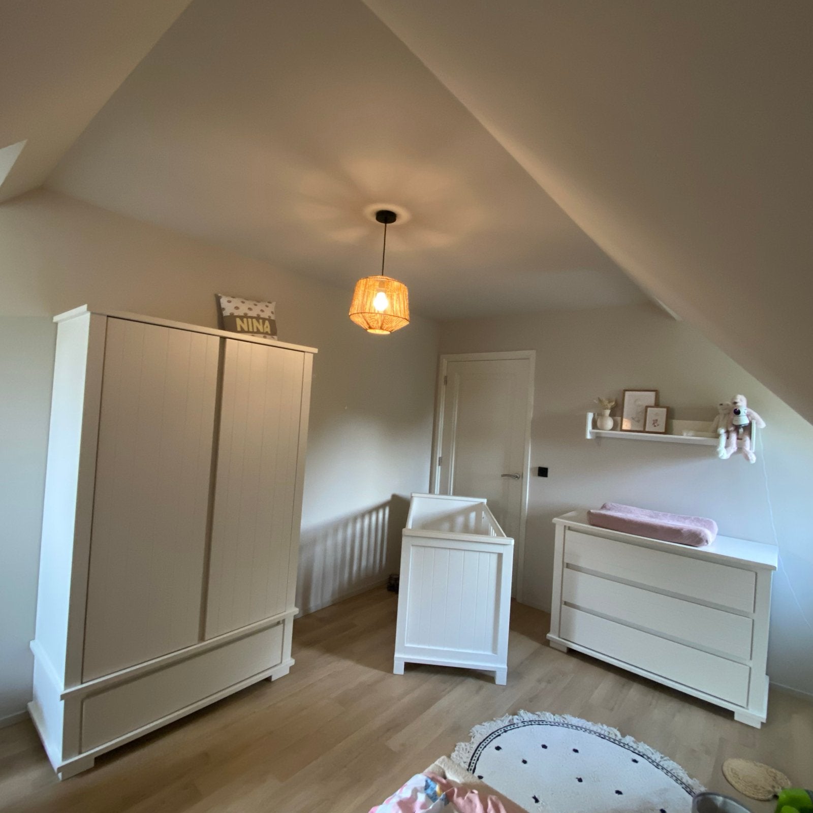 Complete babykamer set: ledikant, commode, kledingkast, Kinderen en Baby's, Kinderkamer | Complete kinderkamers, Ophalen of Verzenden