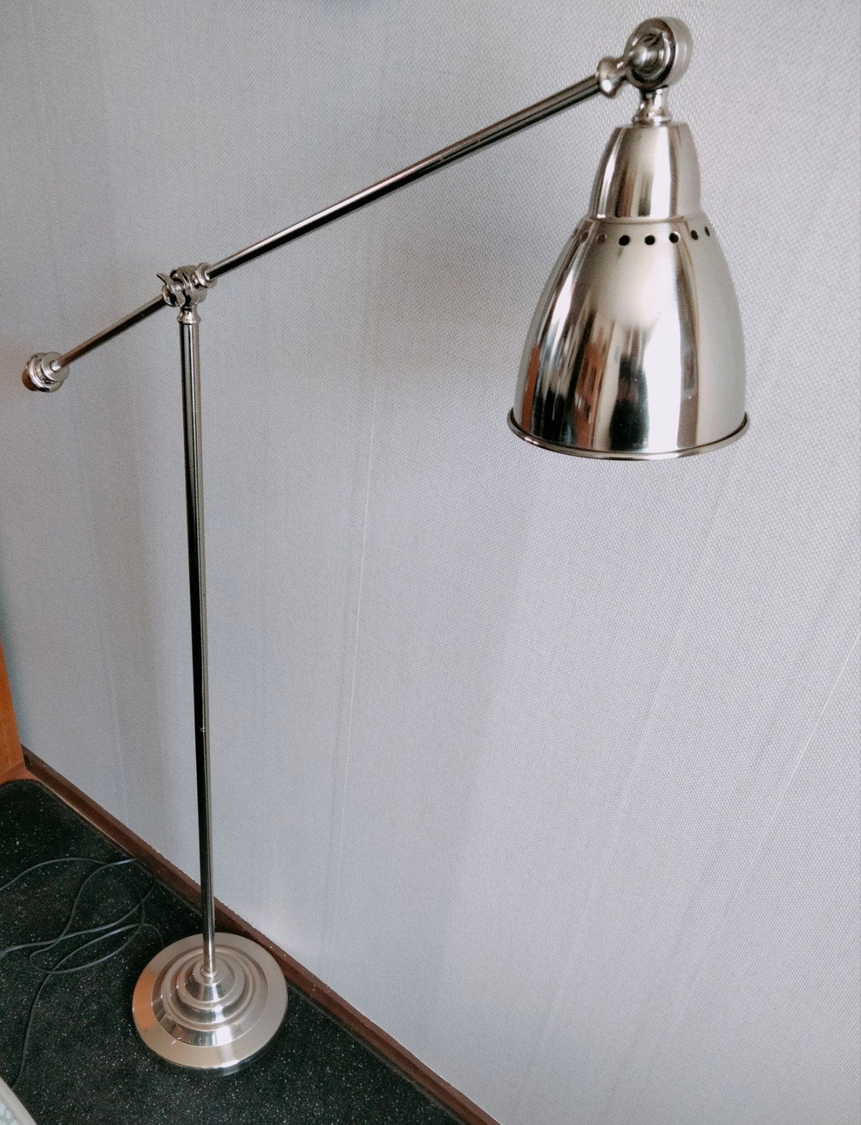 Verstelbare staande lamp - Chroom design, Ophalen, Modern, Industrieel, E27 (groot), Zo goed als nieuw