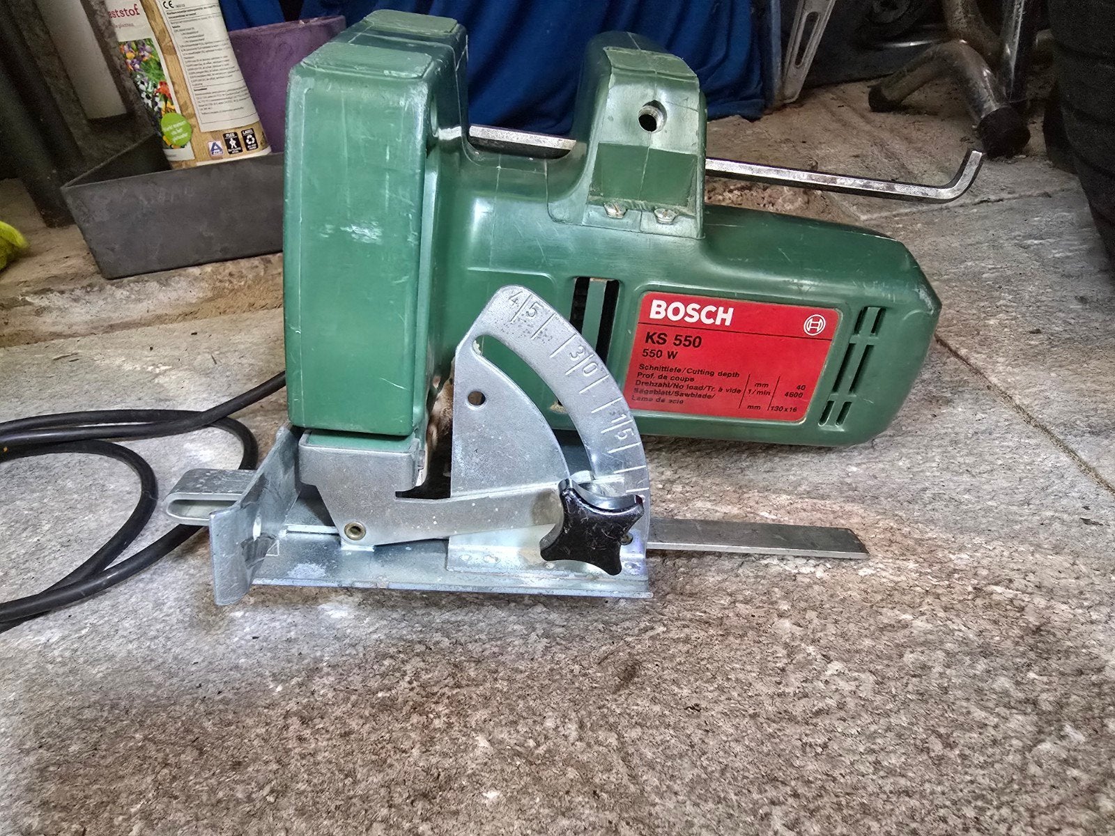 Bosch KS 550 cirkelzaag -550 watt, 130 mm zaagblad, Ophalen, Gebruikt, Cirkelzaag, 70 mm of meer