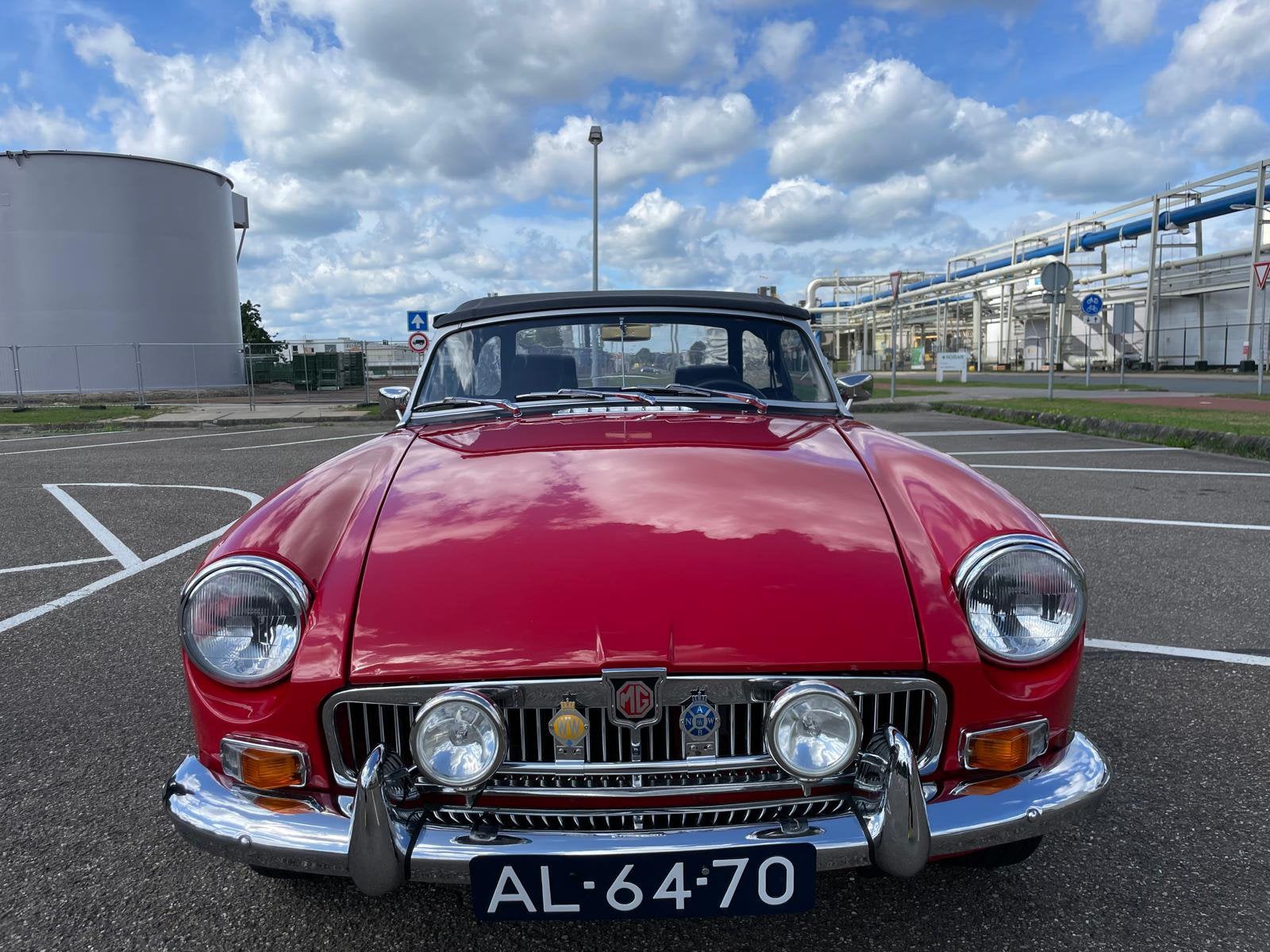 MG 1970 Rood, Auto's, B, Achterwielaandrijving, Zwart, 4 cilinders