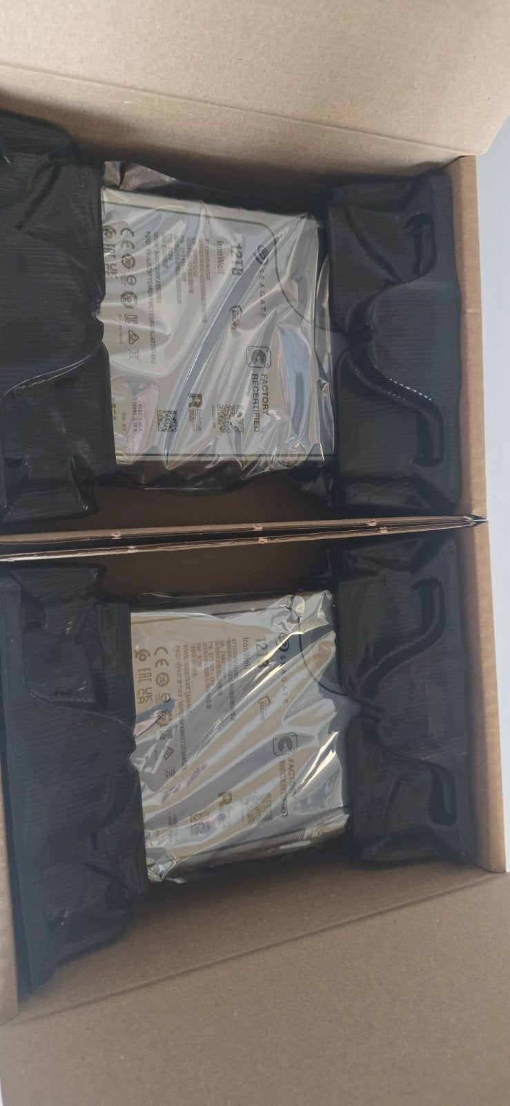 Seagate IronWolf ST12000VN0008 12TB NAS HDD, Intern, 12TB, Server, Refurbished