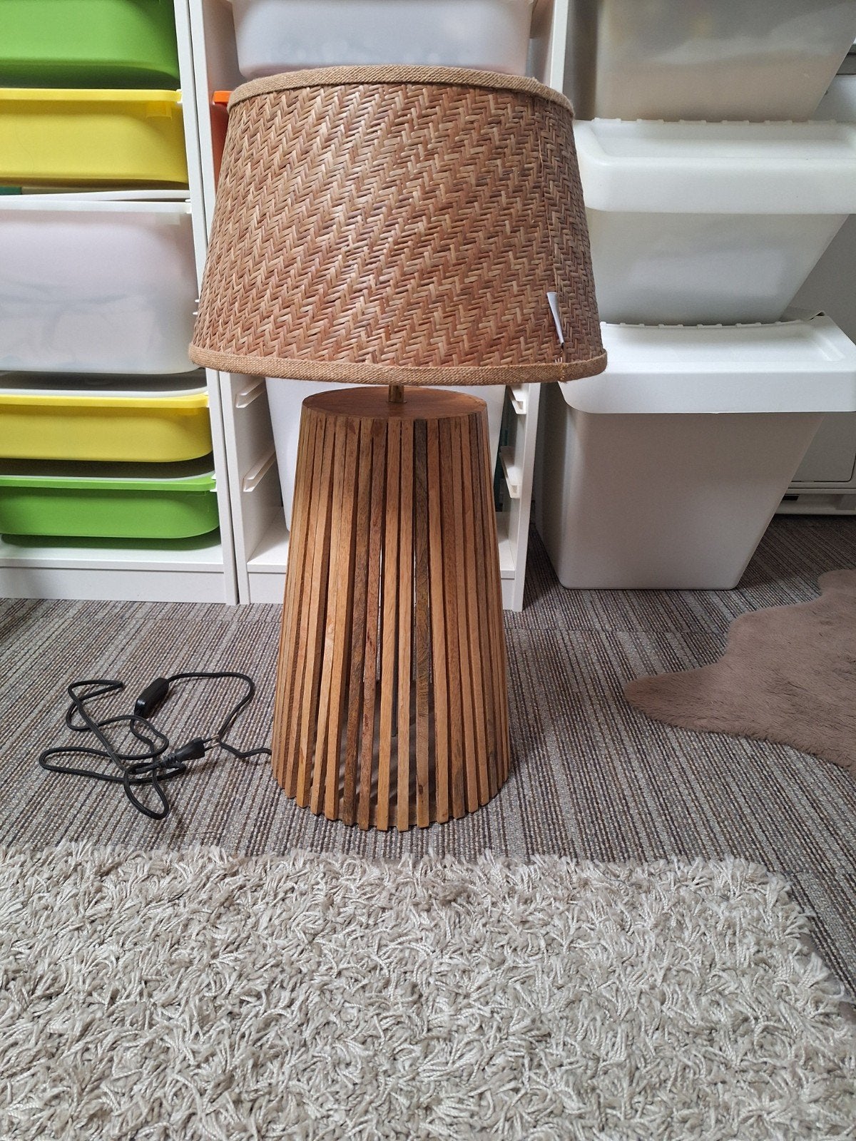 Riviera Maison Tafellamp met houten voet en rieten kap, Ophalen, 50 – 75, Overige typen, Natuurlijk materiaal