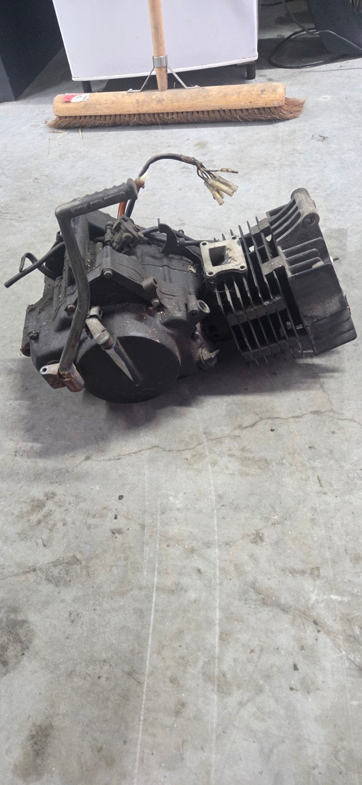orgineel Honda mb8 mt8 blok 5 bak 80cc, Fietsen en Brommers, Ophalen of Verzenden, Zo goed als nieuw, Overige typen, Honda nsr mbx mtx mb mt
