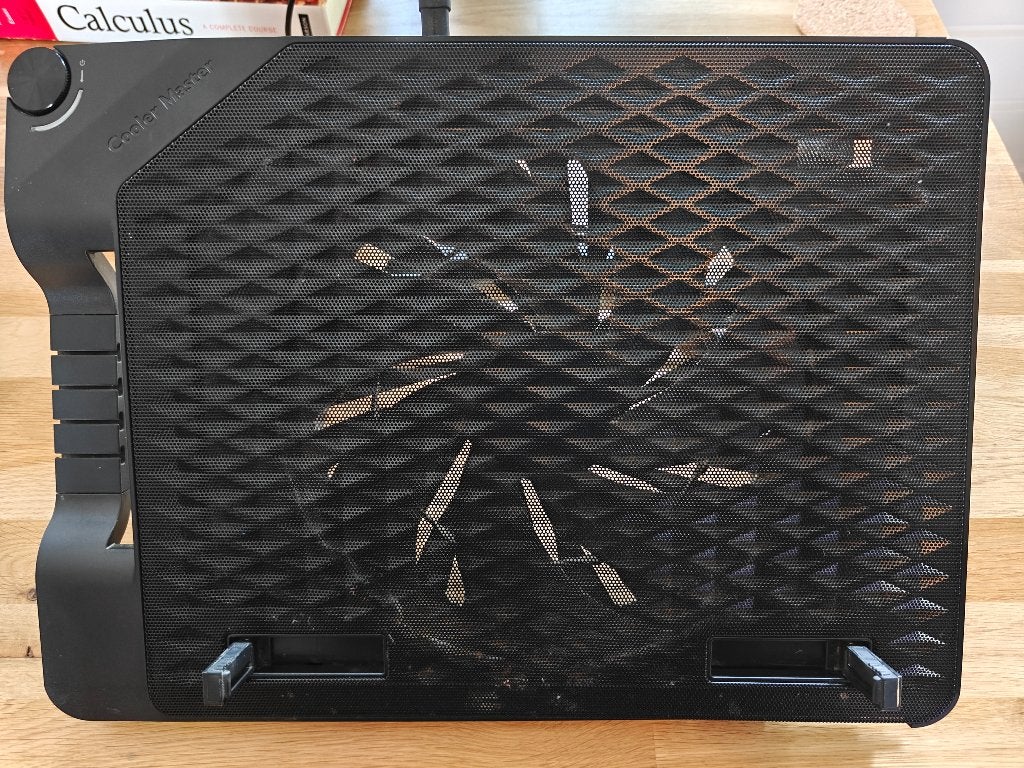 Cooler Master laptop fans + stand, Computers en Software, Ophalen, Gebruikt, Notepal, In hoogte verstelbaar