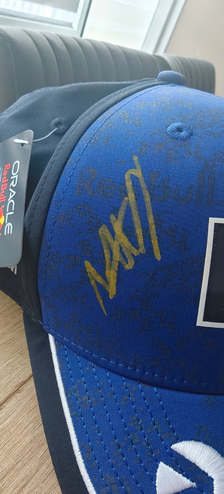 Gesigneerde Max Verstappen pet met label, Verzamelen, Ophalen of Verzenden, Nieuw, Formule 1