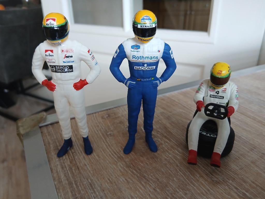 ayrton senna 3 figuurtjes 1/18 nieuw 25,00 e per stuk, Hobby en Vrije tijd, Modelauto's | 1:18, Ophalen of Verzenden, Nieuw, Overige typen