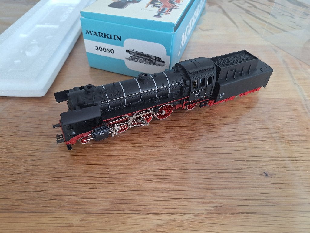 Marklin digitale DB BR 23 hoogvermogen, Hobby en Vrije tijd, Ophalen, Wisselstroom, Locomotief, Zo goed als nieuw
