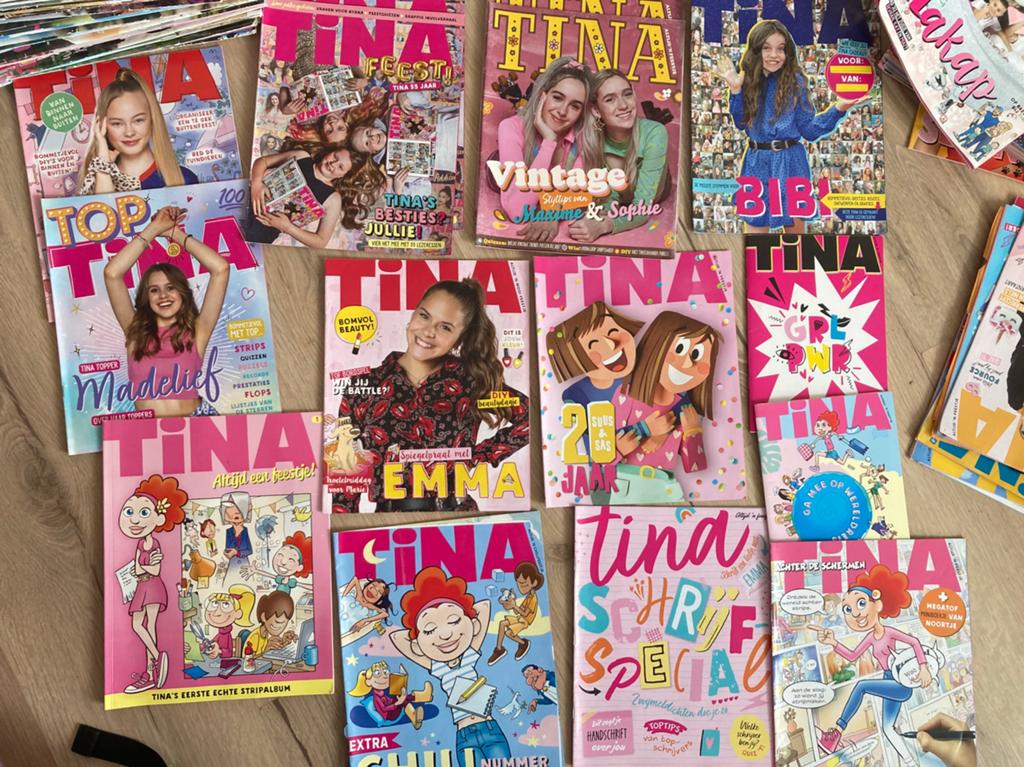 13 tina specials en 2 mini tinas, Ophalen, Zo goed als nieuw, Overige typen
