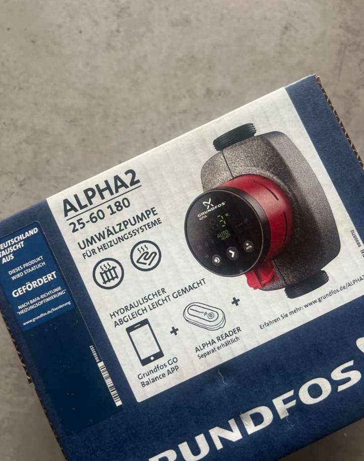 Nieuwe Grundfos ALPHA2 25-60 180 (Ongeopend in doos), Ophalen of Verzenden, Zo goed als nieuw