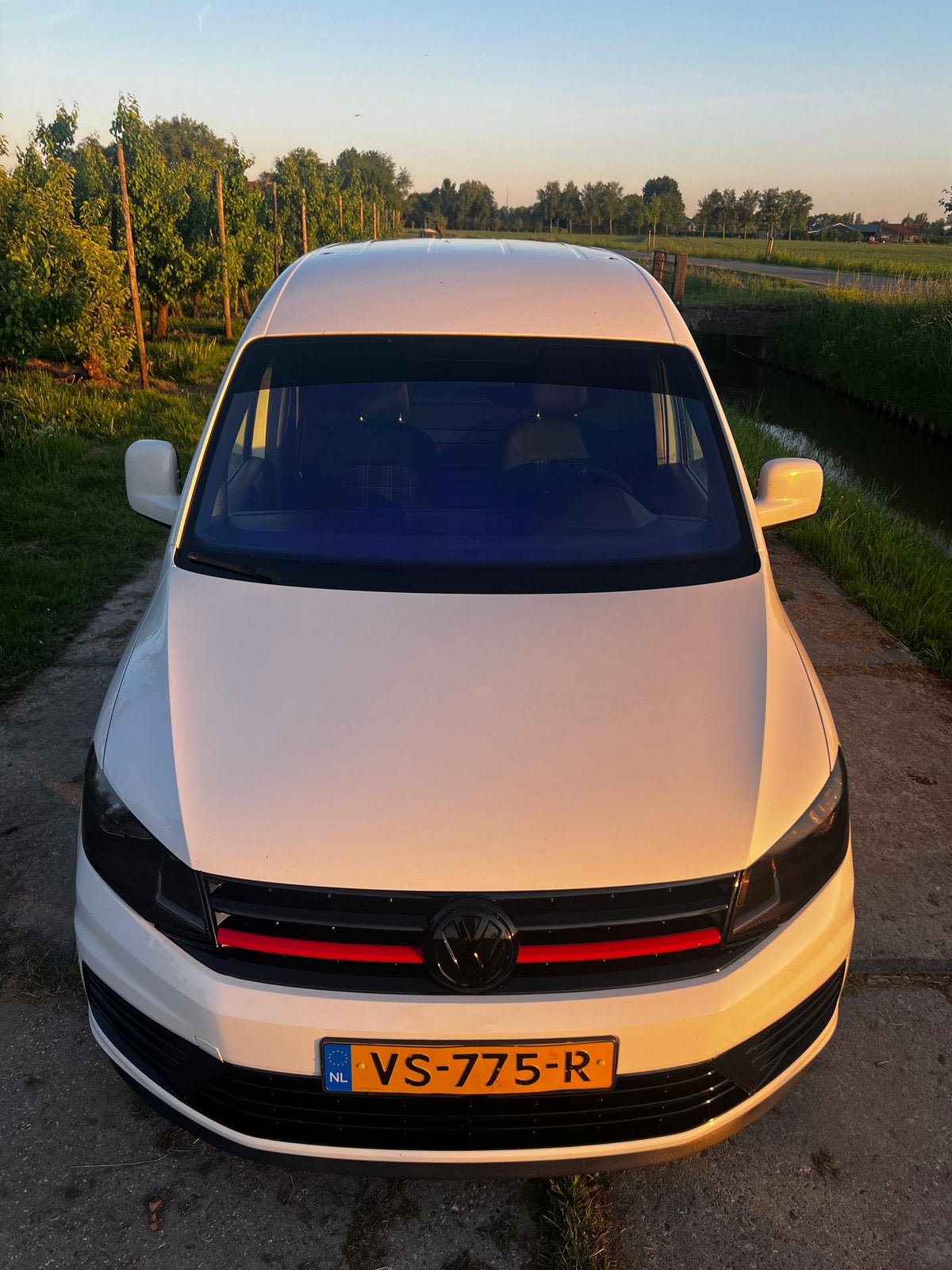 Volkswagen Caddy 2.0 180PK GTD interieur 2016, 1373 kg, 74 pk, 680 kg, 4 cilinders